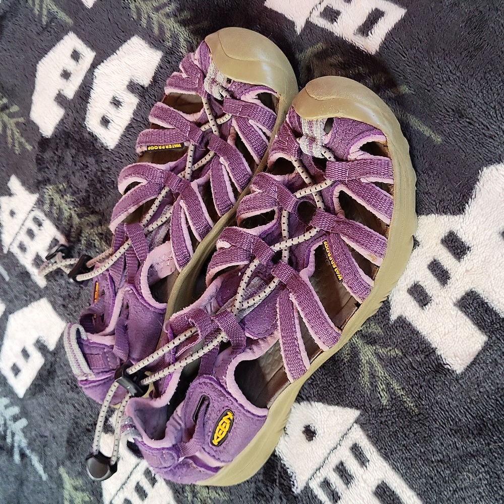 Keen Sandals - Size 2